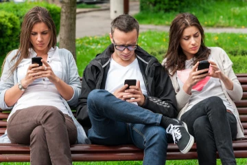 பிரான்ஸில் காதல் வலையில் விழ வைத்து ஏமாற்றும் புதிய மோசடி!