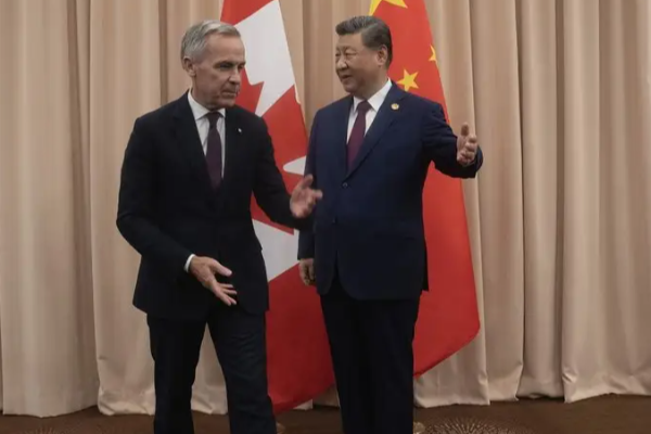 சீனாவை நோக்கிய கார்னியின் சிக்கலான தூதரகப் பயணம் | Canada Turns To China Amid Us Pressure