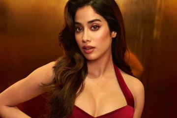 48 வயது தென்னிந்திய ஹீரோ.. என்னை விட இளமையா இருக்கிறார்: ஜான்வி கபூர் யாரை சொல்கிறார்?