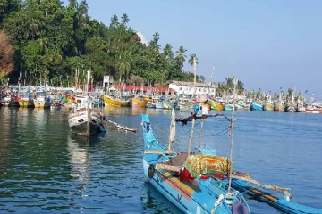 கடற்றொழிலாளர்களுக்கு நிவாரணம் வழங்க ஜனாதிபதி இணக்கம் - அமைச்சர் டக்ளஸ் தெரிவிப்பு