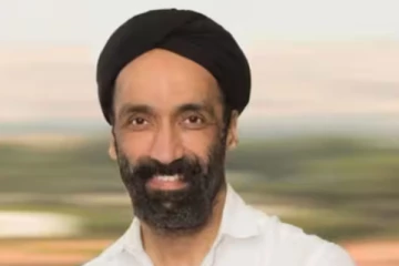 ஒரு நாளுக்கு 48 கோடி சம்பளம் - யார் இந்த உலகில் அதிக சம்பளம் பெரும் சிஇஓ?