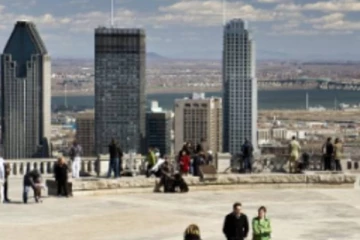 கனடாவிலிருந்து வெளியேற்றப்படும் பரிதாப நிலையிலுள்ள ஒரு குடும்பம்!