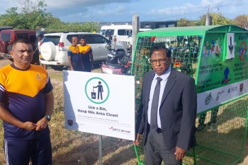 யாழ்ப்பாணத்தை சுத்தம் செய்யும் பணியில் ஆளுநர்!