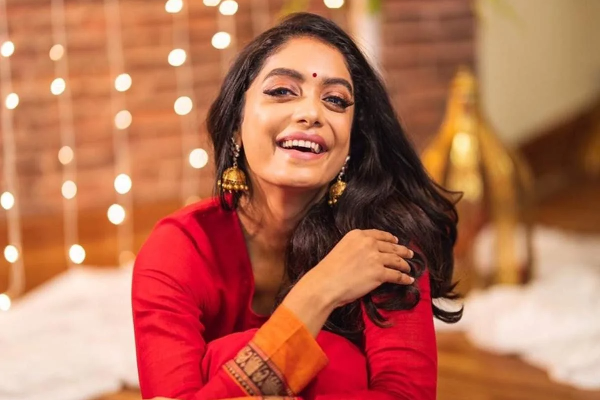 யாஷிகா...அபிராமி...யுடன் காதலில் விழுந்த நிரூப் - கடைசியில் என்ன தான் ஆனது? | Nirup Opens Up His Relationship With Abhirami