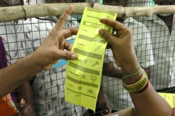 வடிவேலு பாணியில் அனைத்து சின்னத்திலும் ஓட்டு போட்ட நபர்: சுவாரசிய சம்பவம்