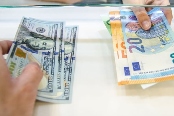 ஐரோப்பிய நாட்டிலிருந்து இலங்கை வந்த தம்பதிக்கு அதிர்ச்சி கொடுத்த மர்மநபர்கள் | Huge Amount Of Money Stolen From Dutch Couple