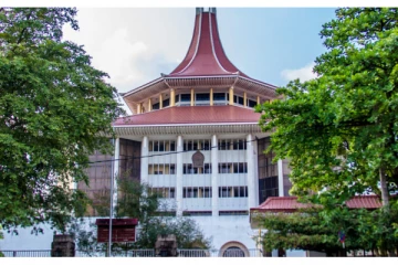 உயர் நீதிமன்ற வழக்கு விசாரணைகள் ஒத்தி வைப்பு