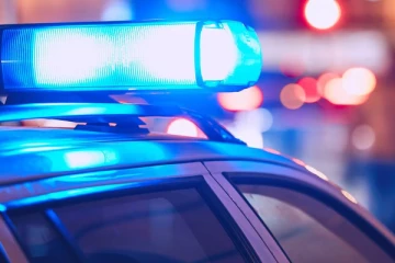 අවුරුදු 6ක් වයසැති දියණියක් මිත්තණියට වෙඩි තබයි..!