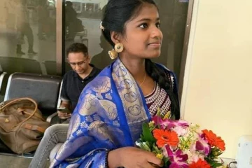 நாடு திரும்பினார் மலையக குயில் அசானி!