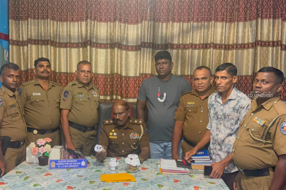 களுவாஞ்சிகுடி பகுதியில் திருடப்பட்ட தங்க நகை : யுவதி ஒருவர் கைது | Gold Jewelry Stolen In Kaluwanchikudy Woman Arrest