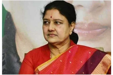 'என் 33 ஆண்டு கால அரசியல் வரலாற்றில் இதுவும் கடந்து போகும்' - வி.கே. சசிகலா பேட்டி