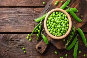 பச்சைப்பட்டாணி நிறைய சாப்பிட்டால் இந்த பக்கவிளைவுகள் வருமாம்! உஷாரா இருங்க