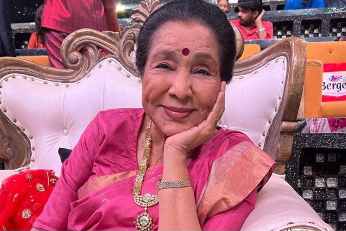 பிரபல பாடகி ஆஷா போஸ்லேவுக்கு என்ன ஆச்சு!! பேத்தி கொடுத்த விளக்கம் | Singer Asha Bhosle Admitted To Mumbais Hospital பிரபல பாடகி ஆஷா போஸ்லேவுக்கு என்ன ஆச்சு!! பேத்தி கொடுத்த விளக்கம் | Singer Asha Bhosle Admitted To Mumbais Hospital