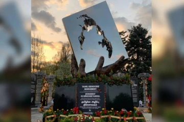 கனடா தமிழின அழிப்பு நினைவகத்தை சேதப்படுத்திய விசமிகள்; அதிர்ச்சியில் தமிழர்கள்!