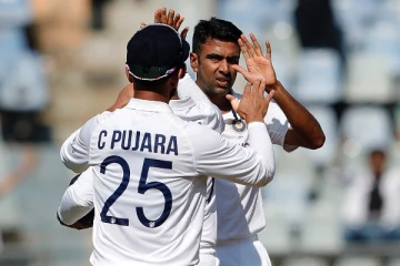 அஸ்வின், ஜெயந்த் சுழற்சியால் வீழ்ந்தது நியூஸிலாந்து