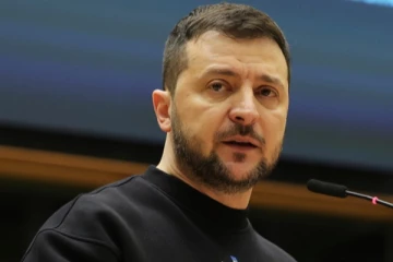 உக்ரைனுக்கு விஜயம் செய்யுமாறு ட்ரம்பிற்கு செலென்ஸ்கீ அழைப்பு