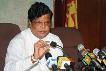 மொட்டுவின் ஜனாதிபதி வேட்பாளர் யார்...! பந்துல குணவர்த்தன கேள்வி