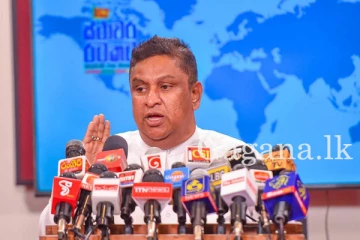 සිමෙන්ති සංස්ථා ඉඩමෙන් ඩොලර් හොයන ක්‍රමය ගැන ප්‍රාථමික කර්මාන්ත රාජ්‍ය ඇමතිගේ අනාවරණය.