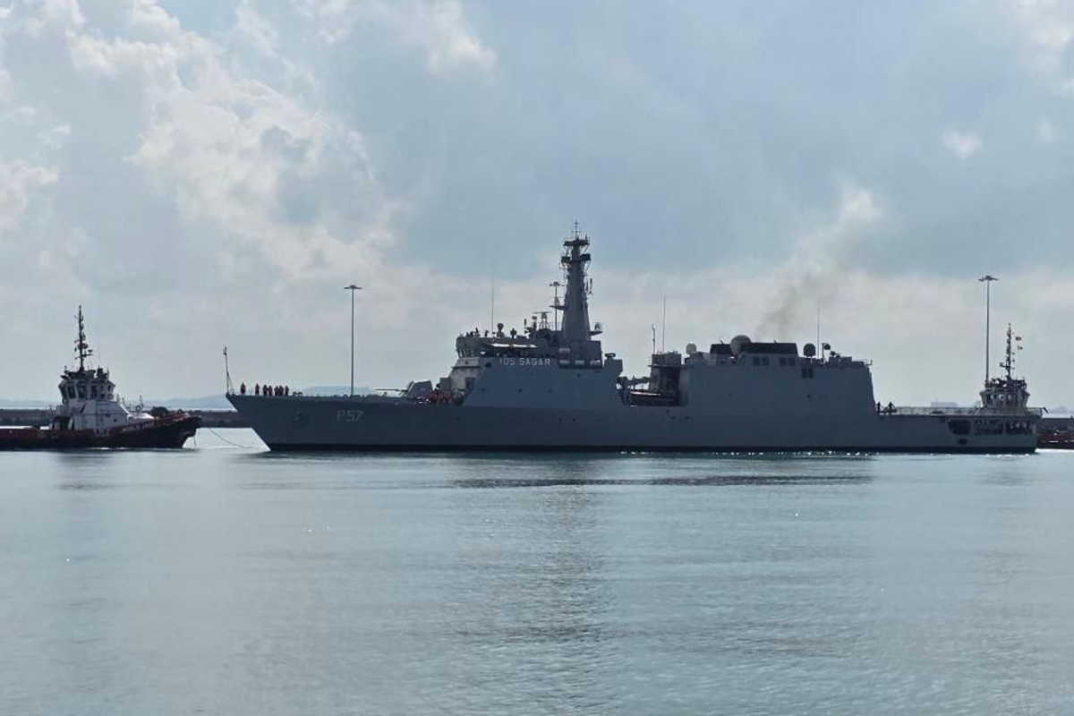 நாளை கொழும்பை வந்தடையும் இந்திய கடற்படை கப்பல் | Indian Navy Ship Arriving In Colombo Tomorrow