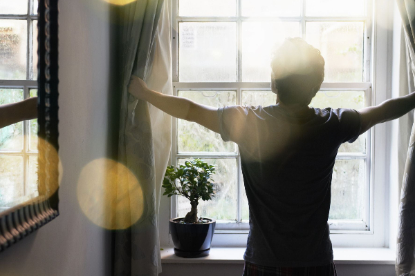 காலை எழுந்தவுடன் இதையெல்லாம் பார்க்காதீர்கள்! தேவையில்லாத பிரச்சனையை சந்திப்பீர்கள் | Don T Watch All This When You Wake Up Morning