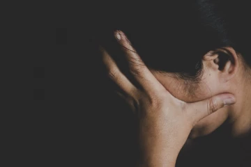 திருமணமான பெண்ணிடம் மோசமாக நடந்துகொண்ட பொலிஸ் பரிசோதகர்