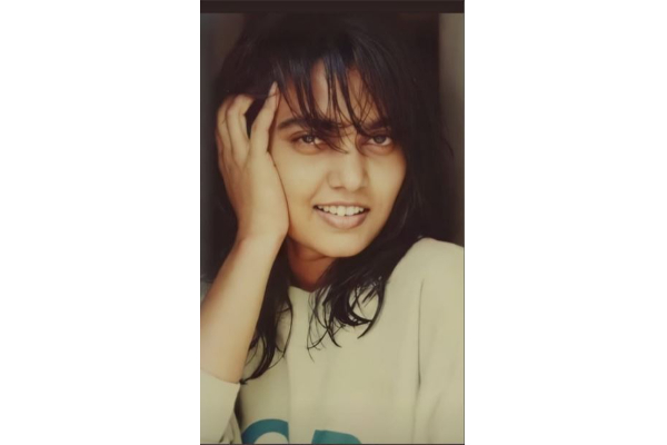 சுத்தமாக மேக்கப் இல்லாமல் நடிகை சில்க் ஸ்மிதாவின் இந்த அழகிய போட்டோவை பார்த்துள்ளீர்களா?- இதுவரை பார்க்காத ஒன்று | Silk Smitha Unseen Photo