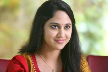 பிரபல நடிகை மியா ஜார்ஜ் வீட்டில் அரங்கேறிய சோகம்! ஆறுதல் கூறும் ரசிகர்கள்