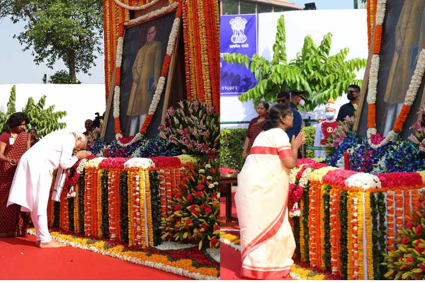 அம்பேத்கர் உருவ படத்திற்கு குடியரசு தலைவர், பிரதமர் மலர் தூவி மரியாதை | President Pm Pays Tribute To Ambedkar Portrait அம்பேத்கர் உருவ படத்திற்கு குடியரசு தலைவர், பிரதமர் மலர் தூவி மரியாதை | President Pm Pays Tribute To Ambedkar Portrait