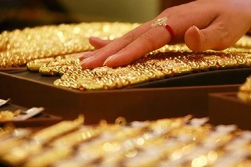 අද දිනයේ රන් මිලෙහි තරමක අඩුවීමක්.