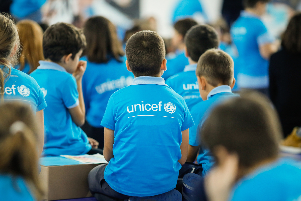 மத்திய கிழக்கு நாடுகளில் சிதைக்கப்படும் குழந்தைகளின் எதிர்காலம் - வெளியான எச்சரிக்கை | Future Children Destroyed Middle Eastern Countries