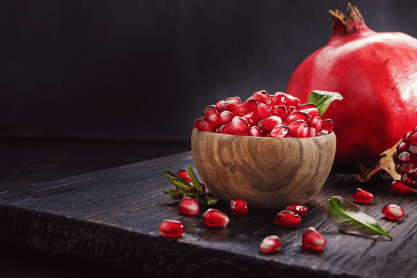பல நோய்களுக்கு நிவாரணம் தரும் மாதுளை | Pomegranate Cures Many Diseases