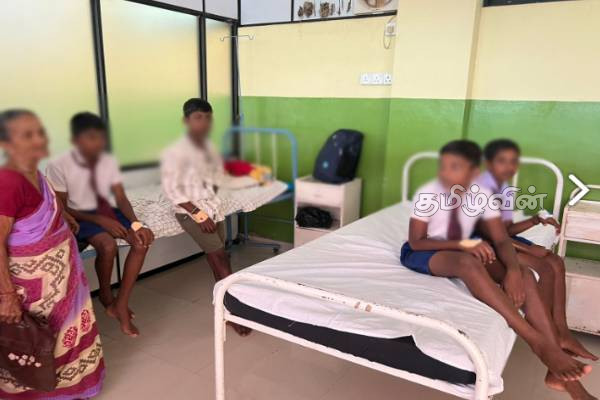 வவுனியாவில் 12 மாணவர்கள் வைத்தியசாலையில் அனுமதி | 12 Students Admitted To Hospital In Vavuniya வவுனியாவில் 12 மாணவர்கள் வைத்தியசாலையில் அனுமதி | 12 Students Admitted To Hospital In Vavuniya