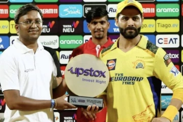 தோனி ரசிகர்களால் விரக்தியடைந்த ஜடேஜா..விருது வென்றபின் வெளியிட்ட பதிவு