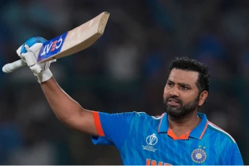 சச்சினின் 3 சாதனைகளை முறியடித்த ரோஹித் சர்மா - சிக்ஸரிலும் சாதனை