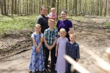 ஒரு வயது குழந்தையின் உயிரைப் பறித்த தீ குழி: ஆபத்தான நிலையில் நால்வர்