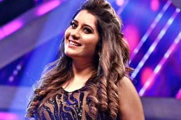 தொகுப்பாளினி பிரியங்காவிற்கு நடைபெற்ற இரண்டாவது திருமணம்.... மாப்பிள்ளை யார் தெரியுமா?