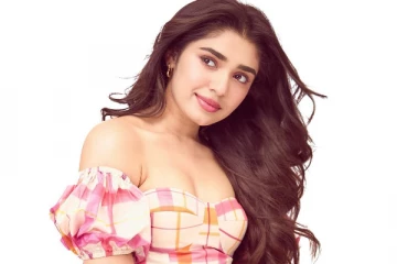 இளம் நடிகை கிரித்தி ஷெட்டியின் லேட்டஸ்ட் புகைப்படங்கள்