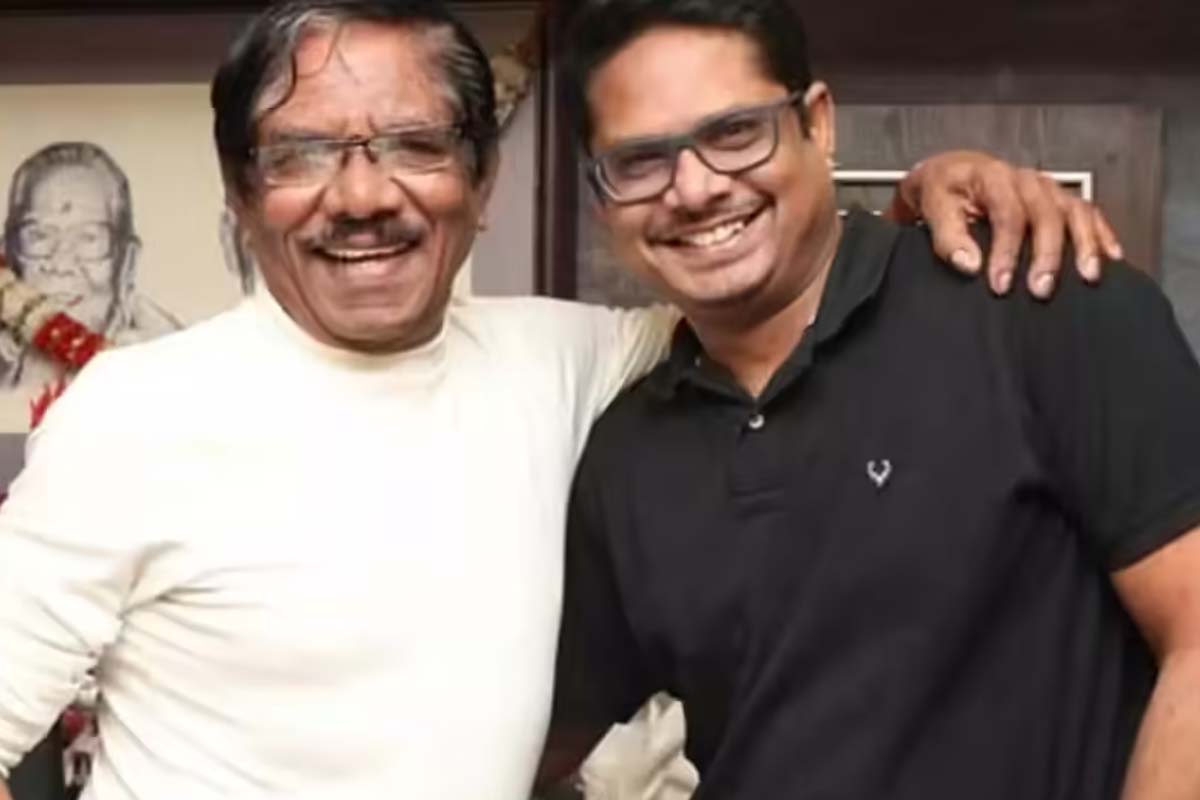 ICU-ல் சிரித்த முகத்துடன் இயக்குனர் பாரதிராஜா! வெளியானது தற்போதைய புகைப்படம் | Bharathiraja Ice Smiling Face Recent Photo Viral ICU-ல் சிரித்த முகத்துடன் இயக்குனர் பாரதிராஜா! வெளியானது தற்போதைய புகைப்படம் | Bharathiraja Ice Smiling Face Recent Photo Viral