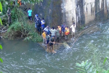கொத்மலை ஓயாவில் காணாமல் போன இளைஞனை தேடும் பணிகள் தீவிரம்
