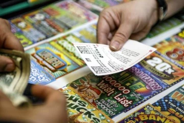 துபாய் லொட்டரி குலுக்கலில் 50 கோடி ரூபாய் பரிசு வென்ற இந்தியர்!