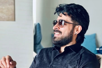 மனைவி உடன் வெளிநாடு ட்ரிப் சென்ற ஹரிஷ் கல்யாண்.. போட்டோவை பாருங்க