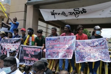 தமிழர் பகுதிகளில் இருந்து இராணுவத்தை அகற்ற காலி முகத்திடலில் போராட்டக்காரர்கள் கோரிக்கை (Photo)