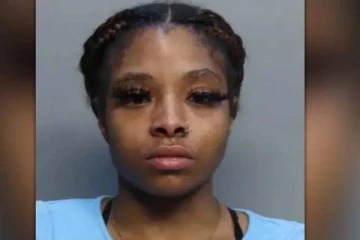 விமானத்தில் இருந்த ஒரு இளம்பெண்ணுக்காக மொத்தமாக கீழே இறக்கப்பட்ட பயணிகள்! காரணம் இதுதான்