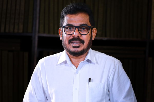 அசோக ரன்வல மீதான மருத்துவ பரிசோதனையில் நம்பிக்கையின்மை! ஐக்கிய மக்கள் சக்தி தெரிவிப்பு | Asoka Ranwala Accident Sjb