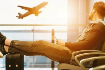 யாழில் வெளிநாடு மோகத்தால் 68 லட்ச ரூபாயை இழந்த இளைஞன்