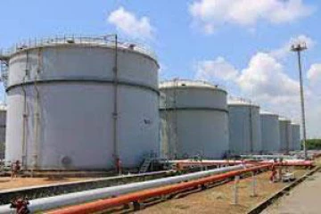 கனியவள கூட்டுத்தாபனத்தின் களஞ்சியசாலைகளில் போதுமான எரிபொருள் கையிருப்பில் இல்லை