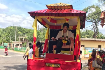 37 ஆவது வருட நிறைவை முன்னிட்டு தியாக தீபம் திலீபனின் திருவுருவப்படம் தாங்கிய ஊர்தி வவுனியாவில் இருந்து புறப்பட்டது!