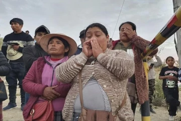 தங்க சுரங்கத்தில் ஏற்பட்ட திடீர் தீ விபத்து: சம்பவ இடத்திலே உடல் கருகி 27 பேர் உயிரிழப்பு