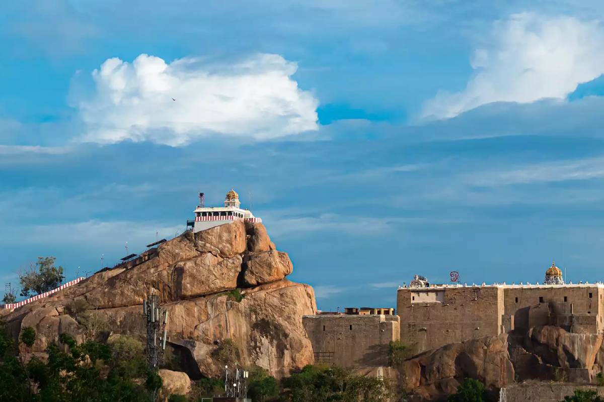 தமிழகத்தில் சுற்றுலா பயணிகள் அதிகம் வருகை தரும் மாவட்டம்.., எது தெரியுமா ? | Trichy Top In Tn District New History In Tourism