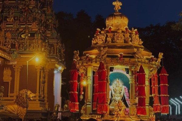 வரலாற்று சிறப்புமிக்க யாழ் தெல்லிப்பழை துர்க்கை அம்மன் தங்கரத உற்சவம் | Tellippalai Durgai Amman Thangaratha Festival